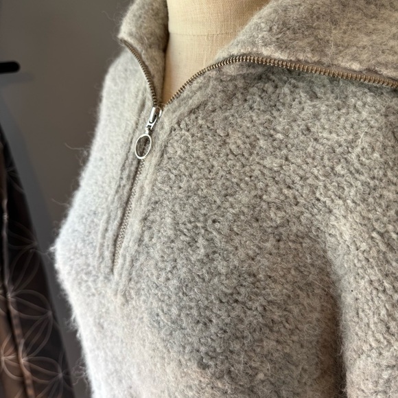 Wilfred Free Aritzia Gwyneth Quarter Zip Alpaca Cozy Crop Sweater Grey Sz XS - Picture 6 of 12
